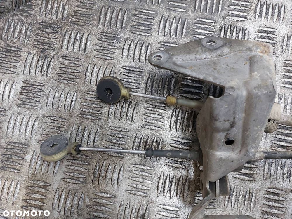 LEWAREK ZMIANY BIEGÓW + LINKI 5B OPEL VECTRA C 1.8 16V 55352866 - 2