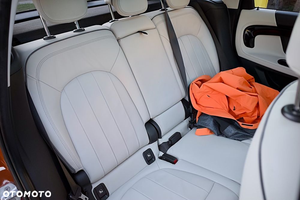 MINI Countryman Cooper SD ALL4 - 18