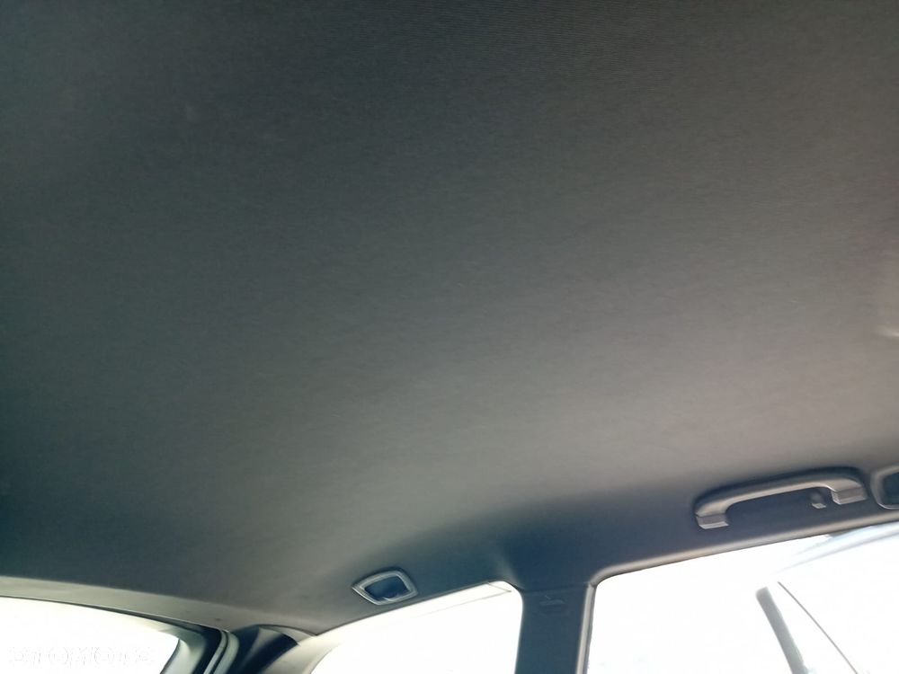 BMW Seria 3 318d - 12