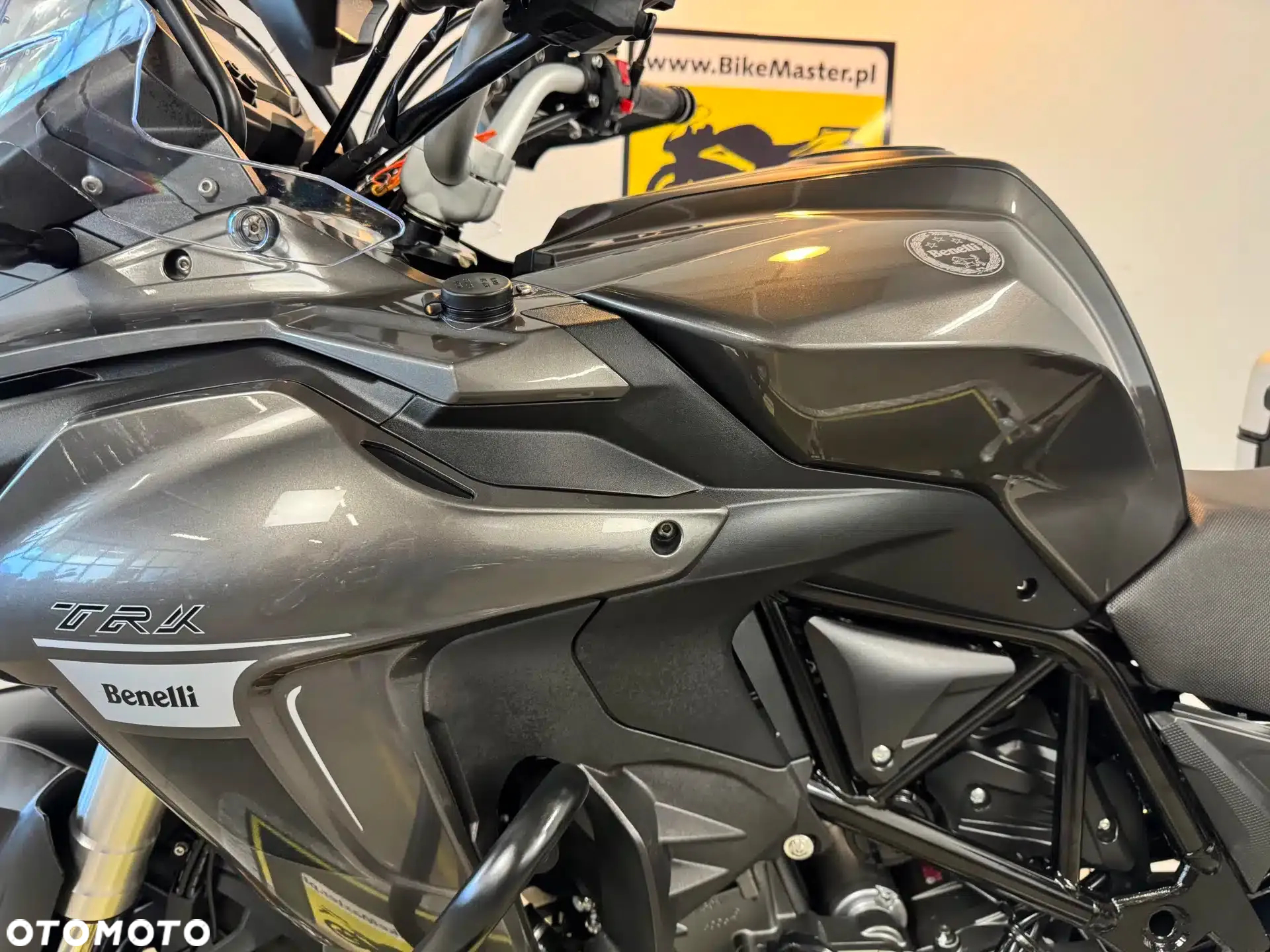 Benelli TRK 502 - 21
