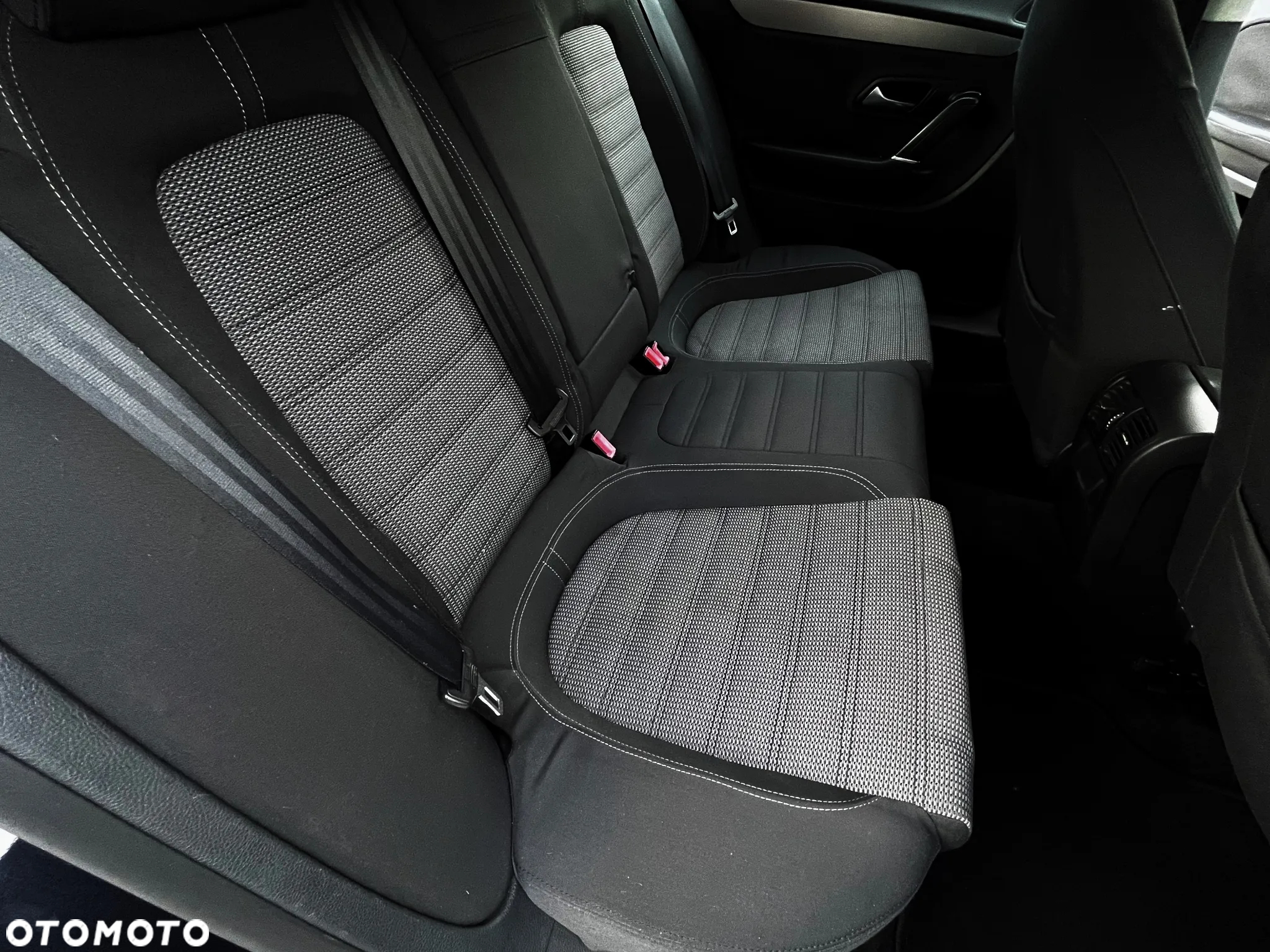 Volkswagen Passat CC 2.0 TDI Exclusive - 11