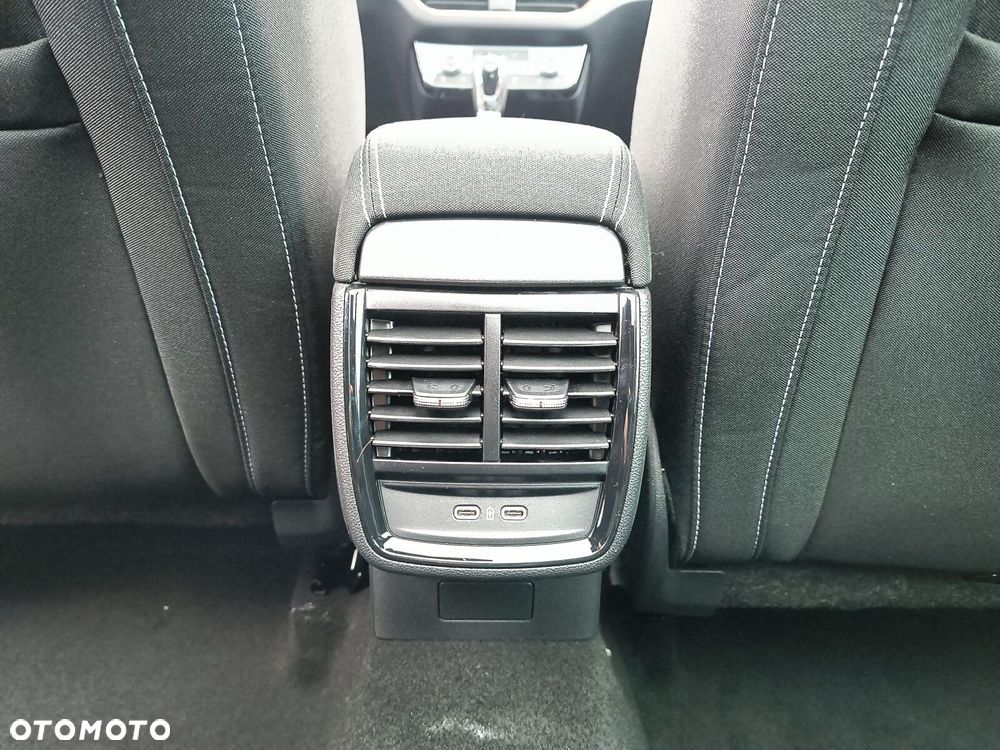 Skoda Scala 1.5 TSI Monte Carlo DSG - 28