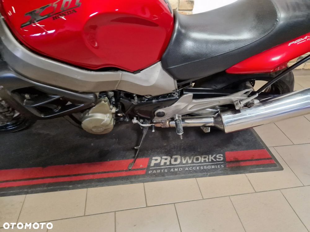 Honda X11 - 15
