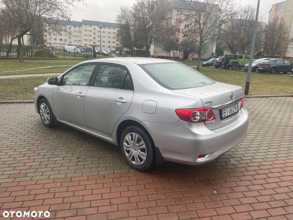 Toyota Corolla 1.6 Premium - 2