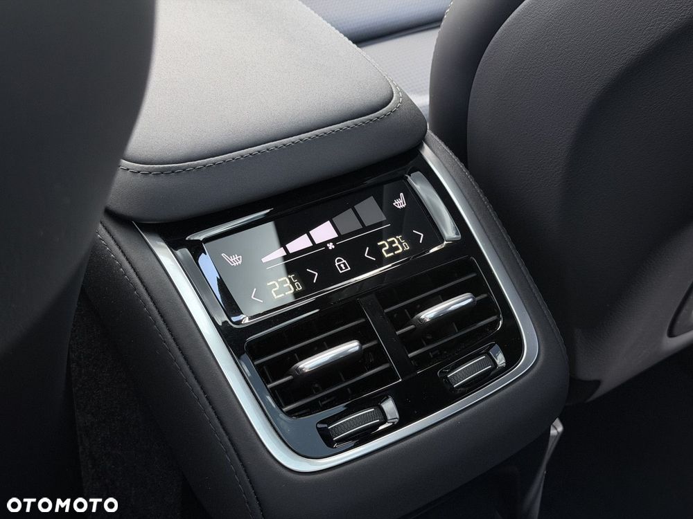 Volvo XC 90 - 16