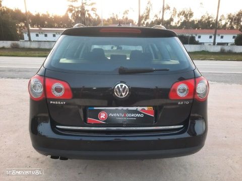 VW Passat Variant 2.0 TDI Confortline - 12