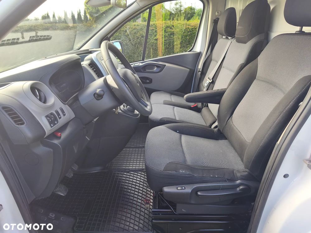 Renault TRAFIC - 16