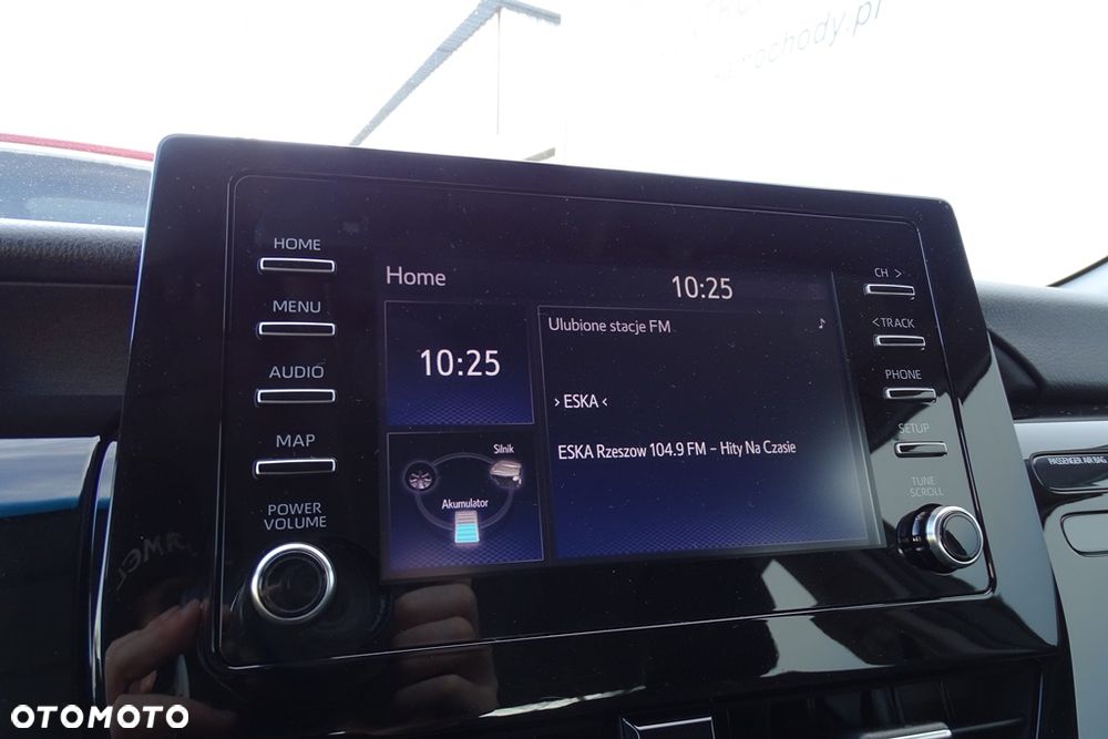 Toyota Camry 2.5 Hybrid Comfort CVT - 32