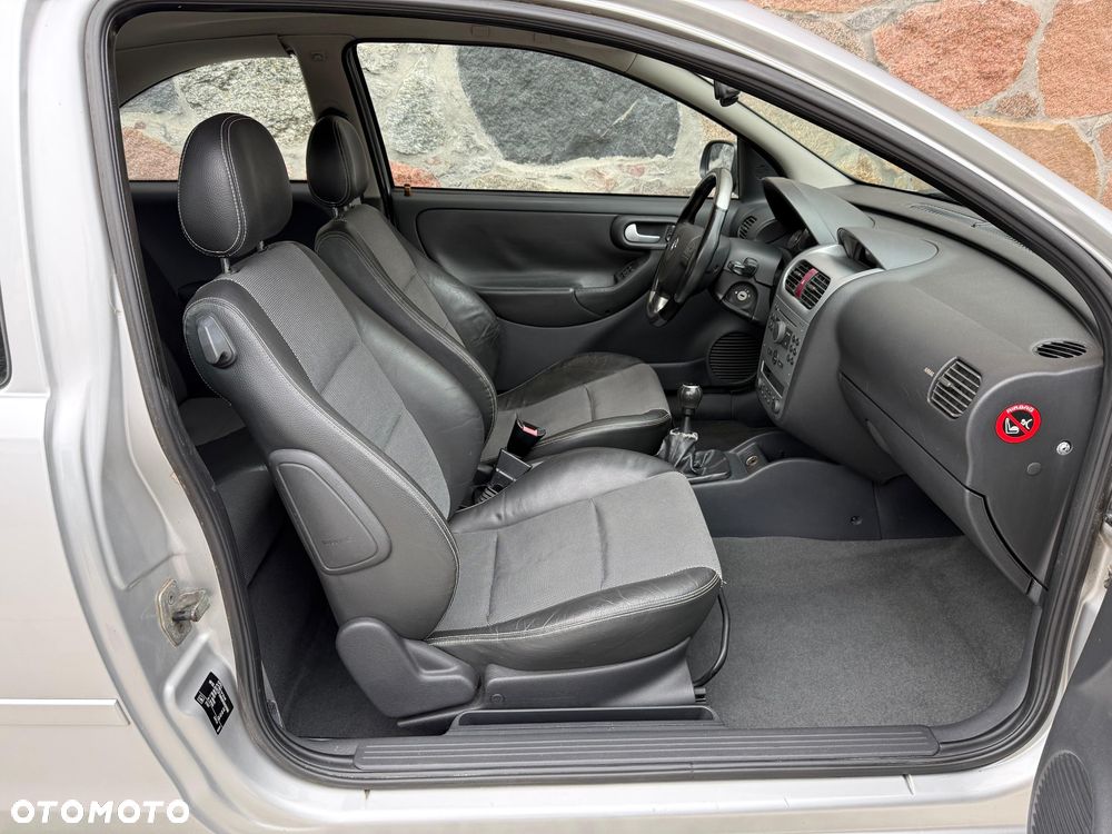 Opel Corsa 1.7 CDTI GSi - 11