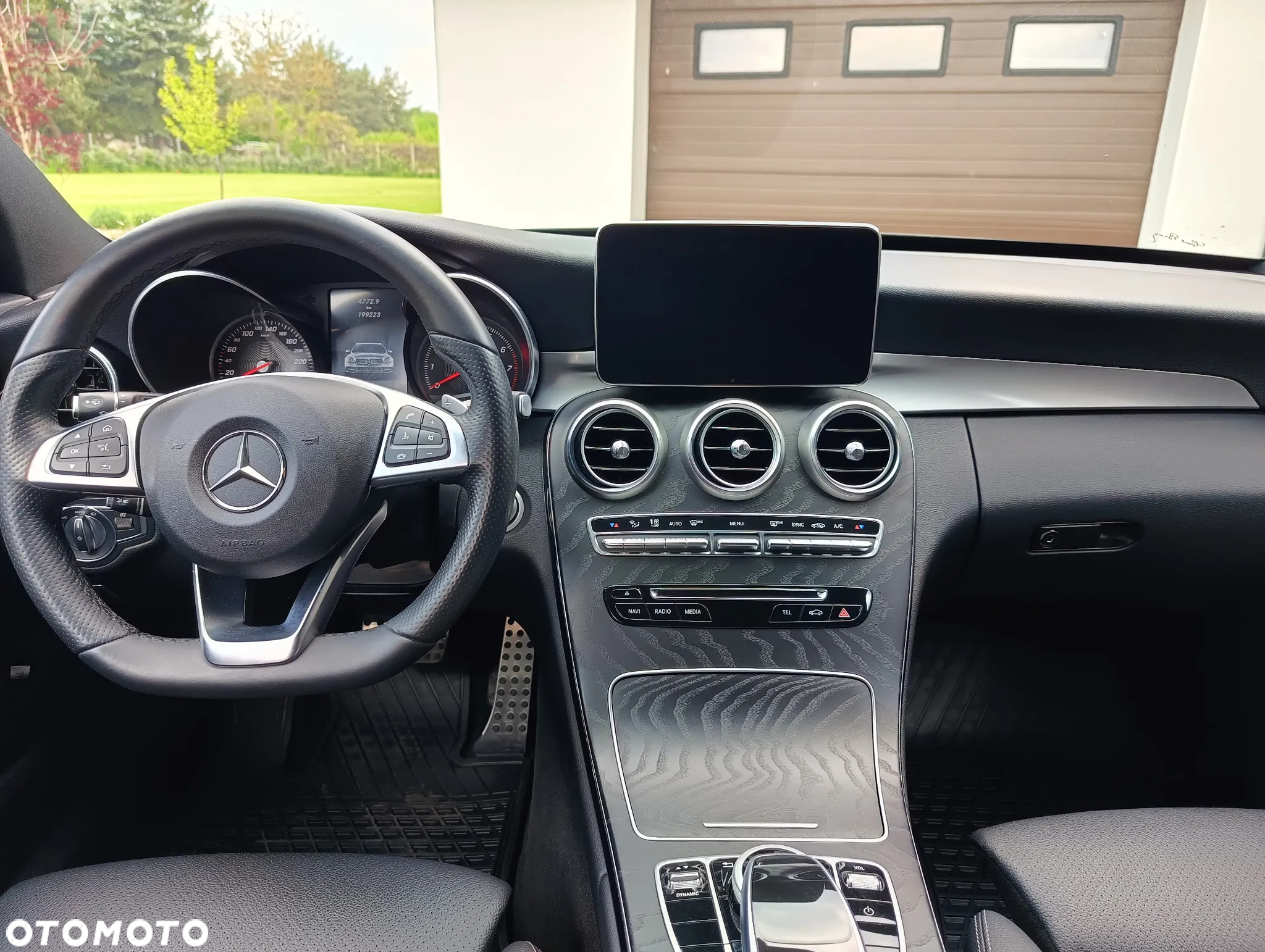 Mercedes-Benz Klasa C 200 4-Matic 9G-TRONIC - 13