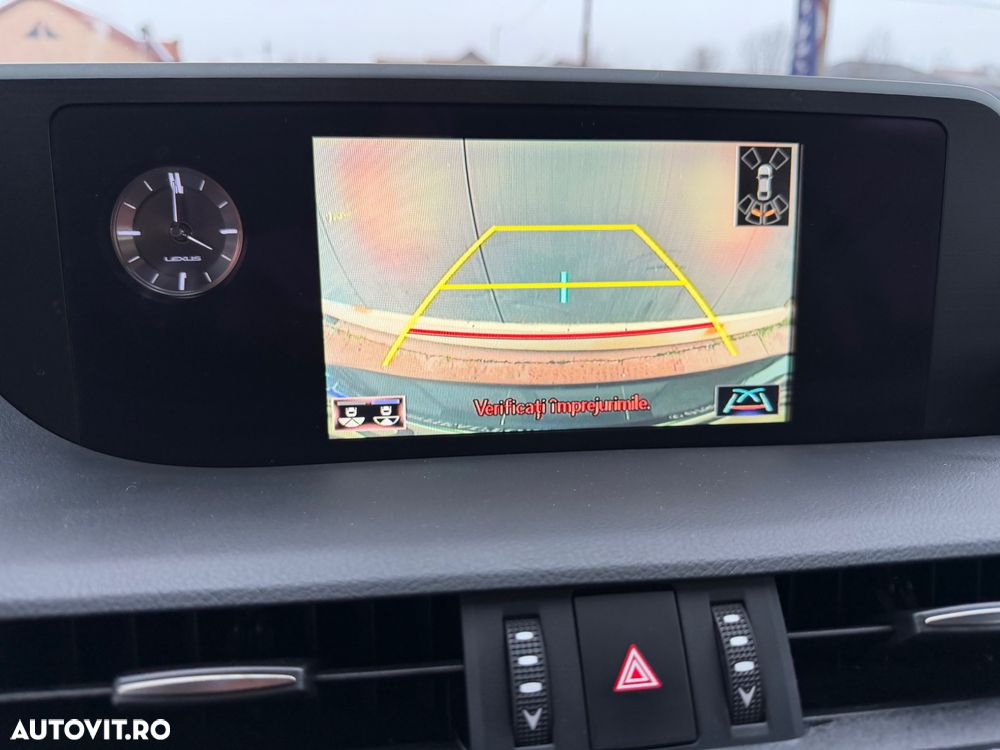 Lexus Seria ES 300h Executive Line - 33