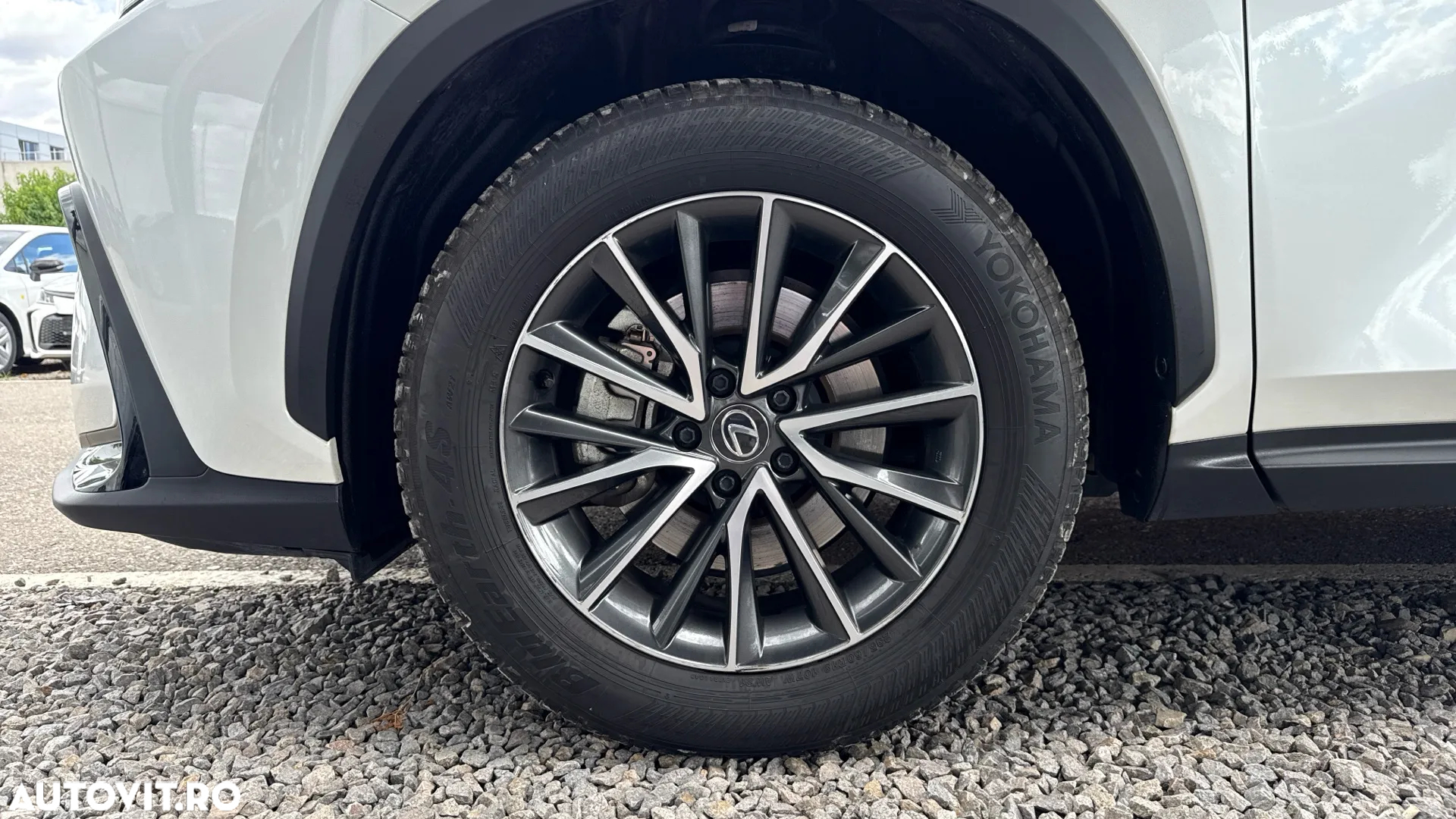 Lexus Seria NX 350h AWD CVT HEV Business - 16