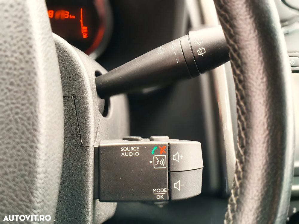 Dacia Logan MCV TCe 90 Laureate - 30