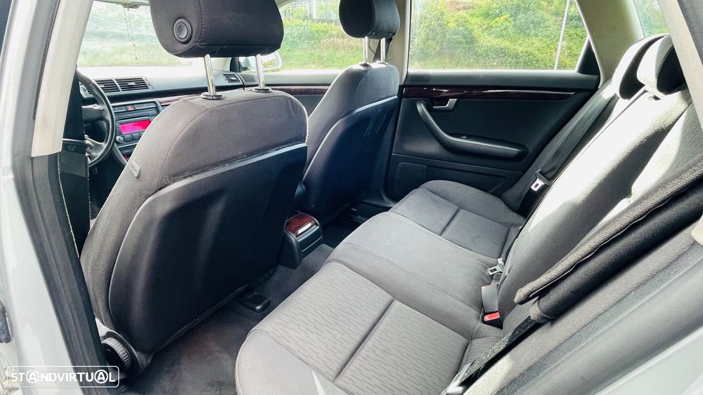 Audi A4 Avant 2.0 TDi Exclusive - 11