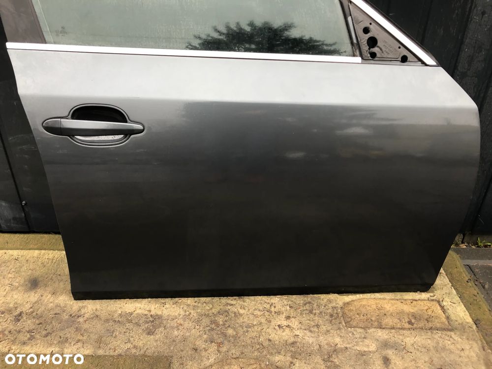 DRZWI PRAWY PRZÓD BMW 5 E60 E61 A68/7 - 4