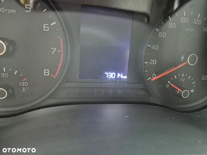 Kia Rio 1.2 L - 11