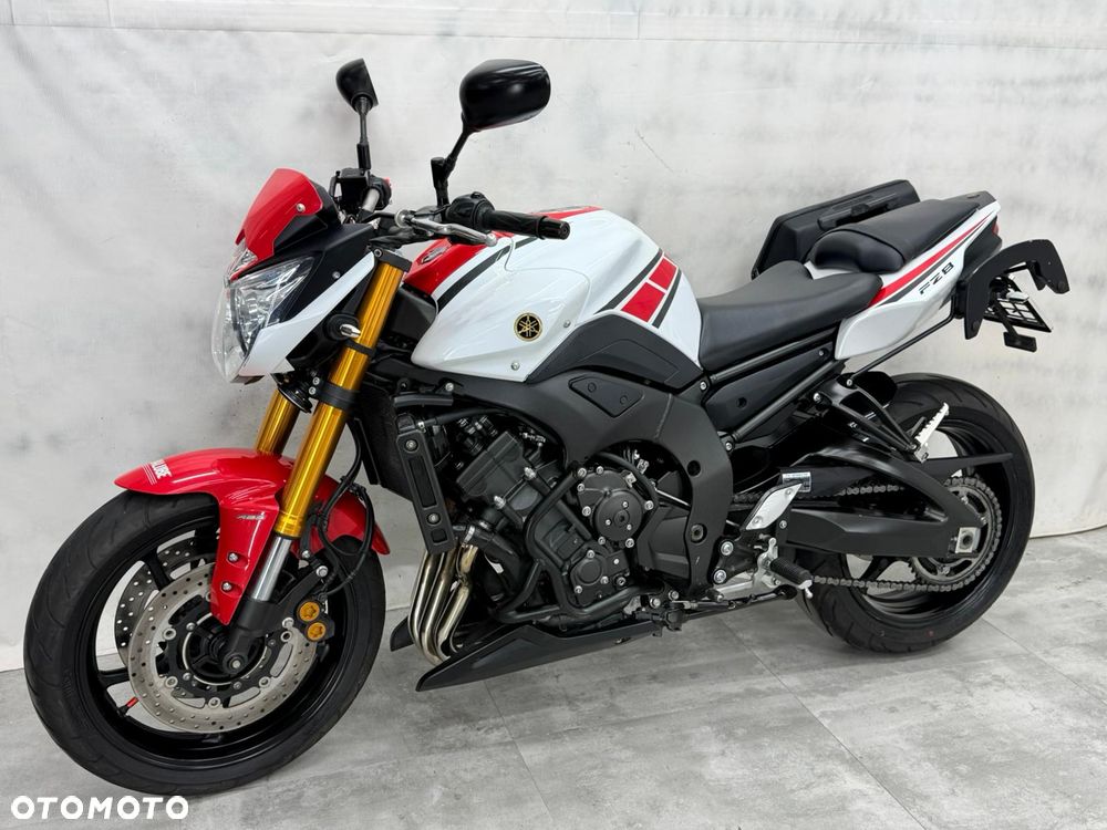 Yamaha FZ8 - 2