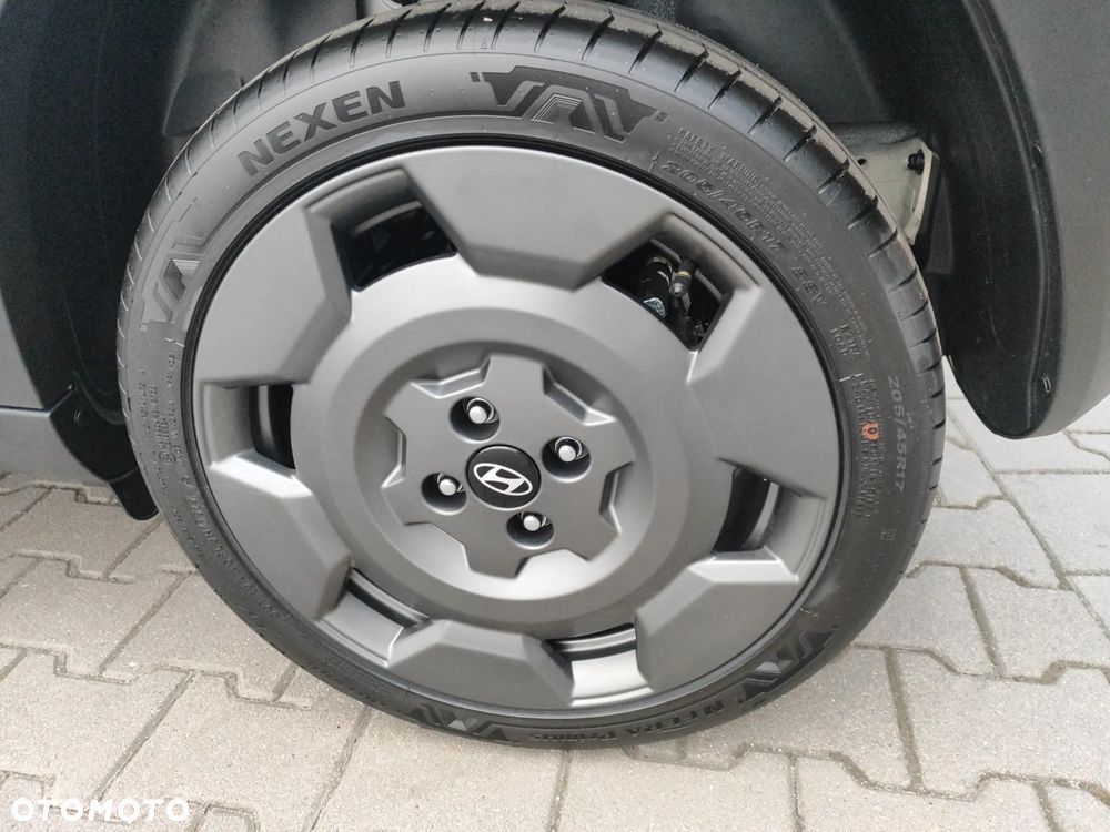 Hyundai Inster 49kWh Cross Smart - 18