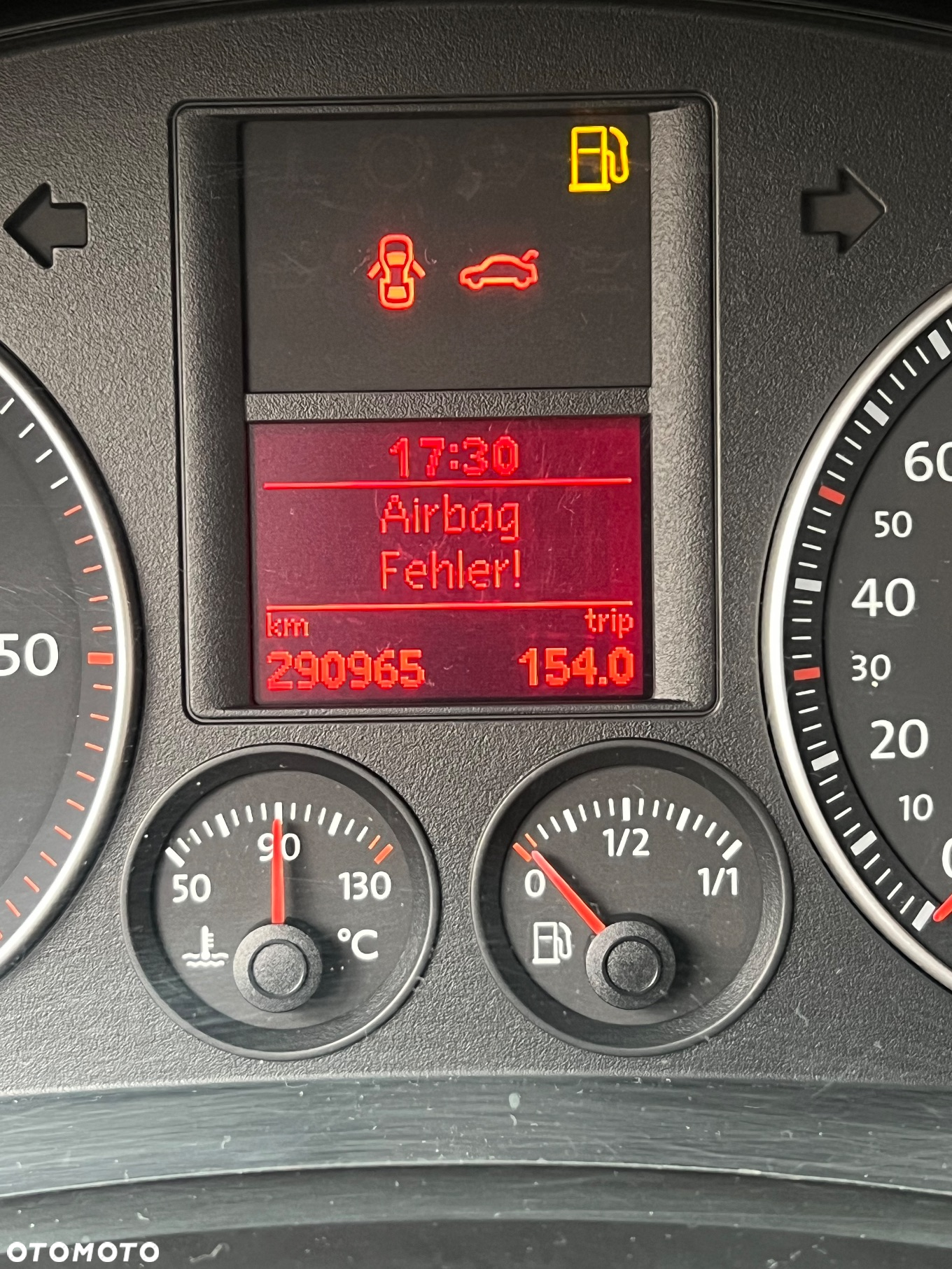 Volkswagen Golf - 12