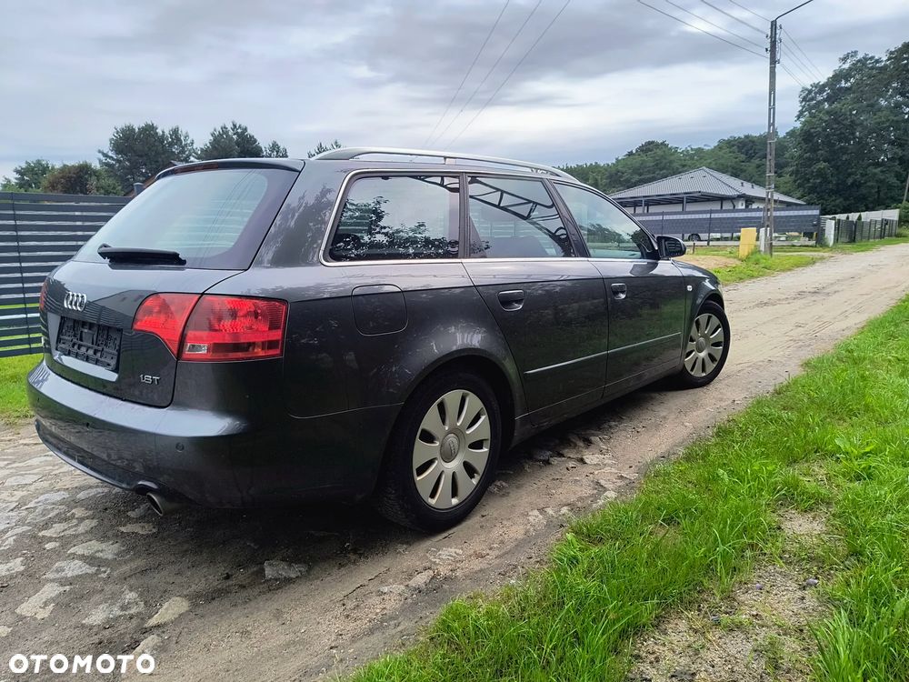 Audi A4 Avant 1.8T - 10