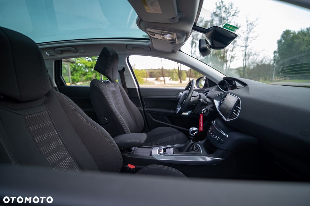 Peugeot 308 - 10