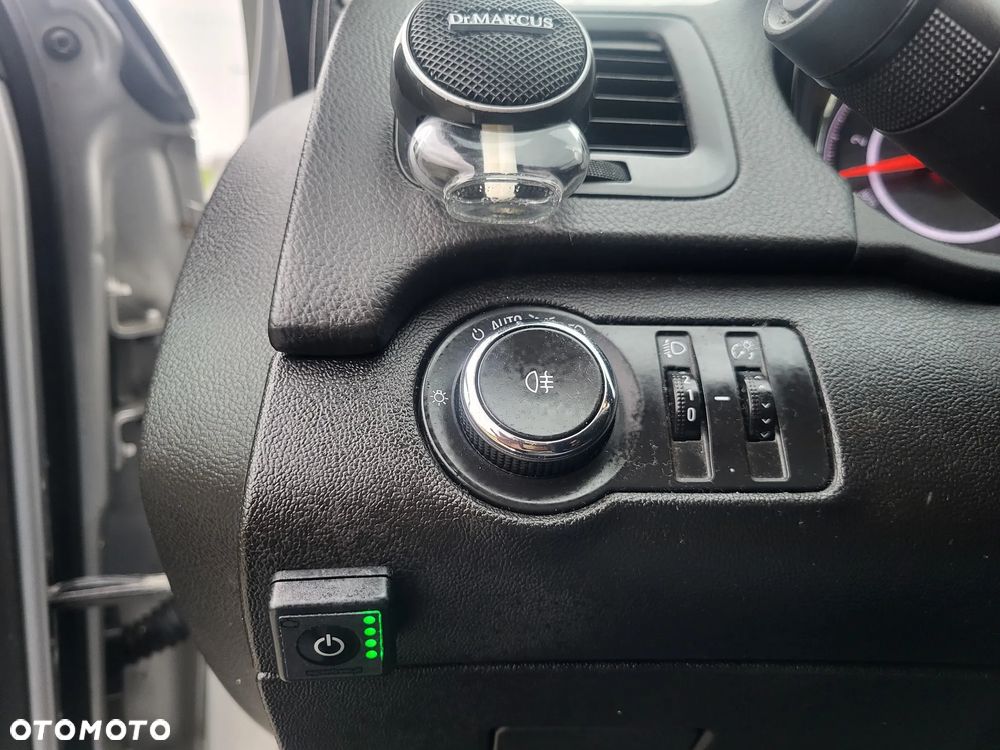 Opel Insignia 1.4 T Active S&S - 25