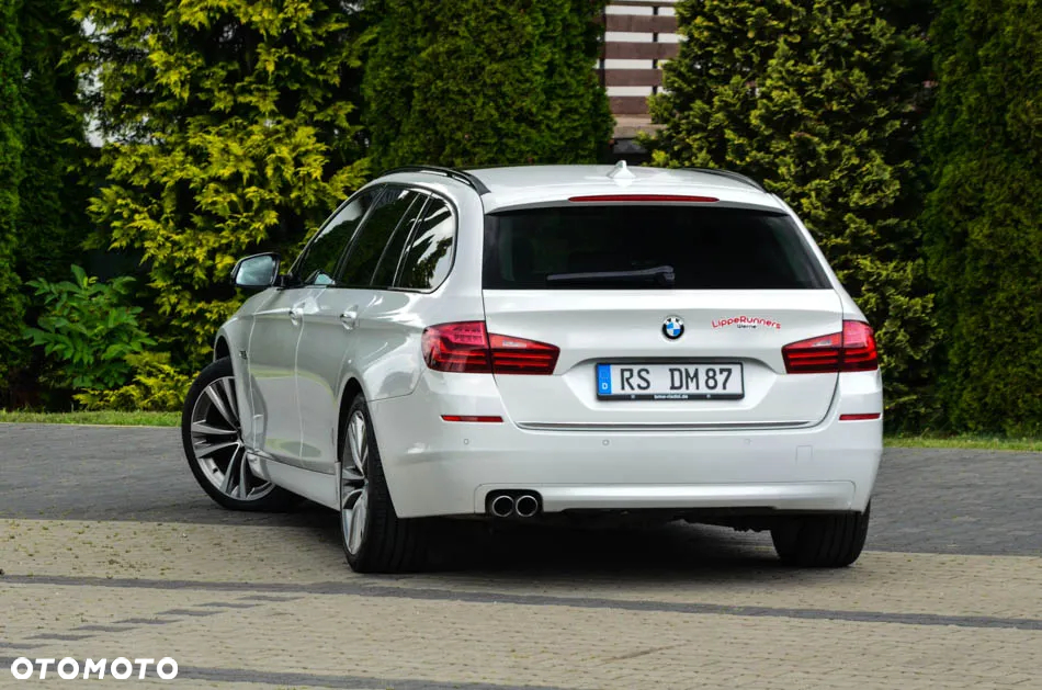 BMW Seria 5 520d Touring Luxury Line - 17
