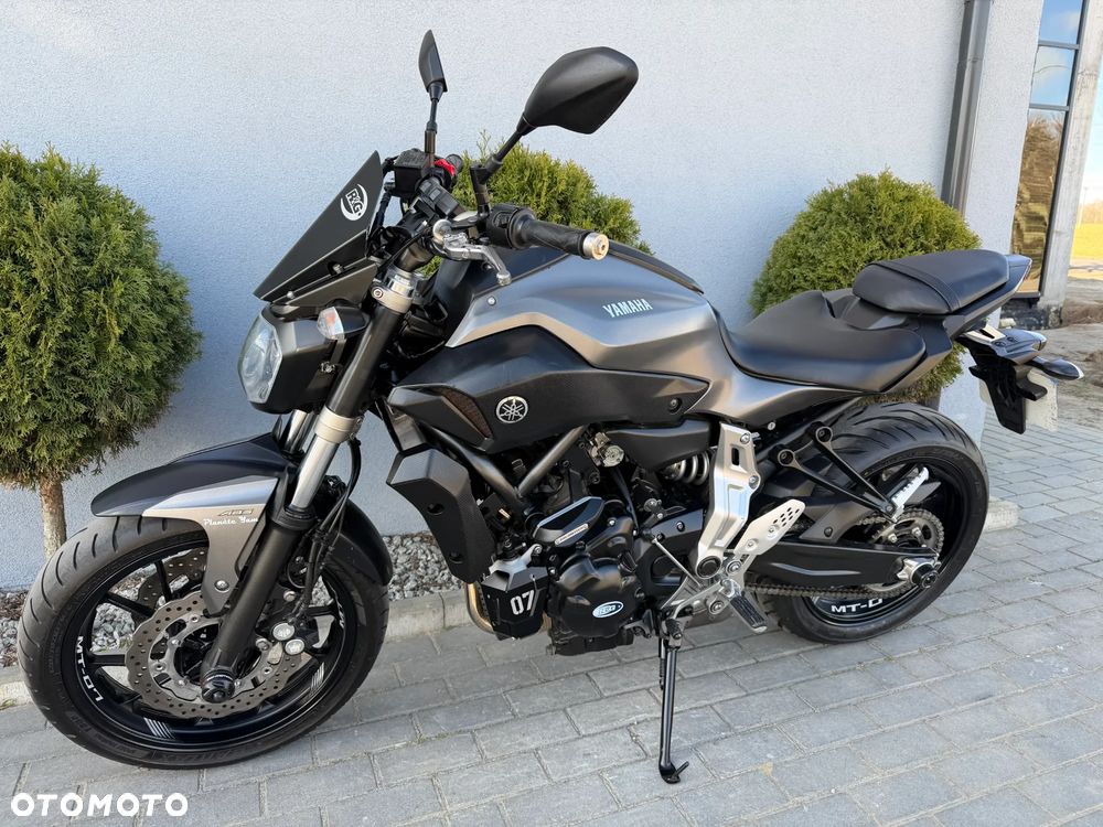 Yamaha MT - 7