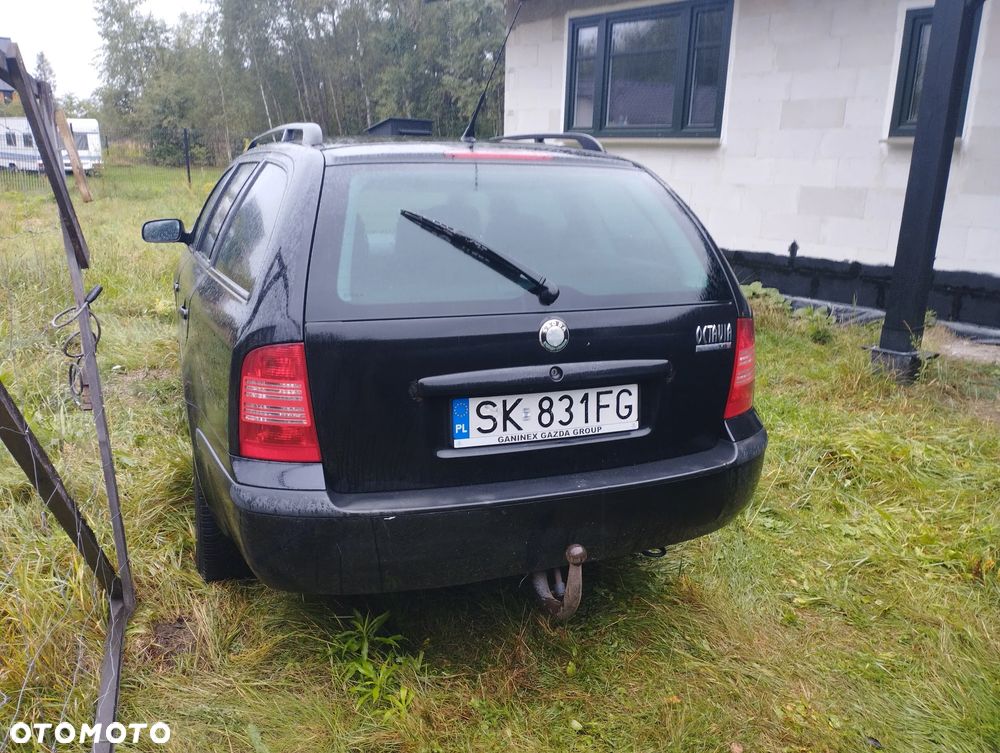Skoda Octavia 1.6 Combi Classic - 2