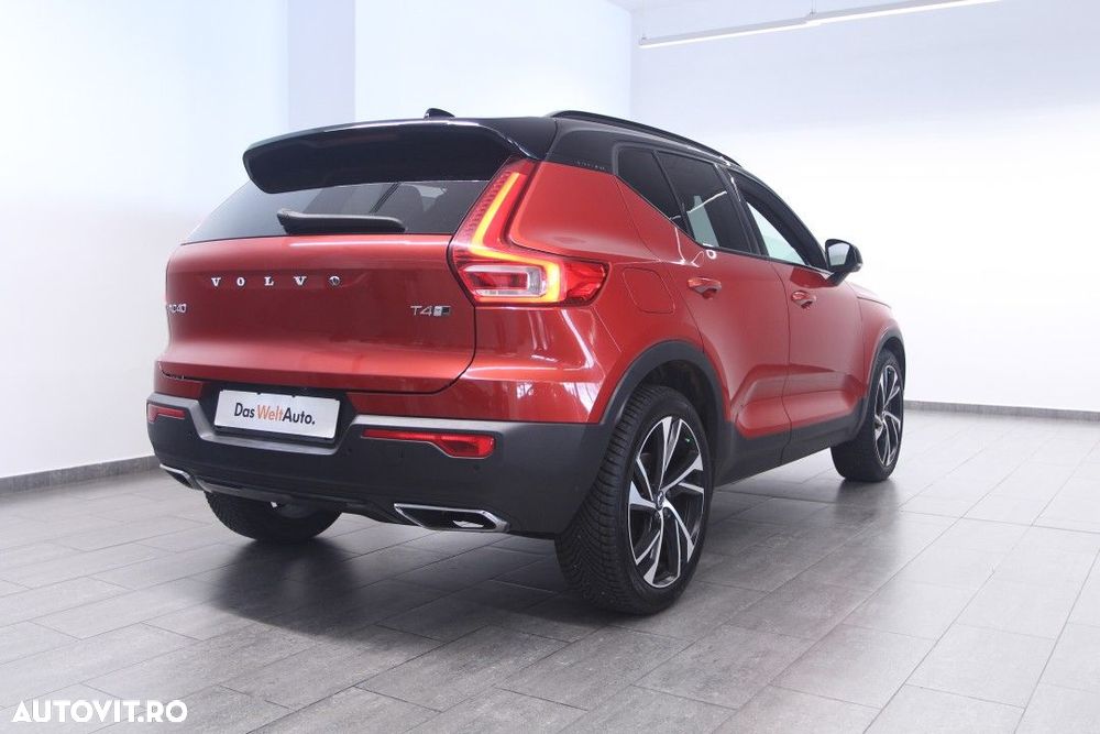Volvo XC 40 T4 AWD R-Design - 3