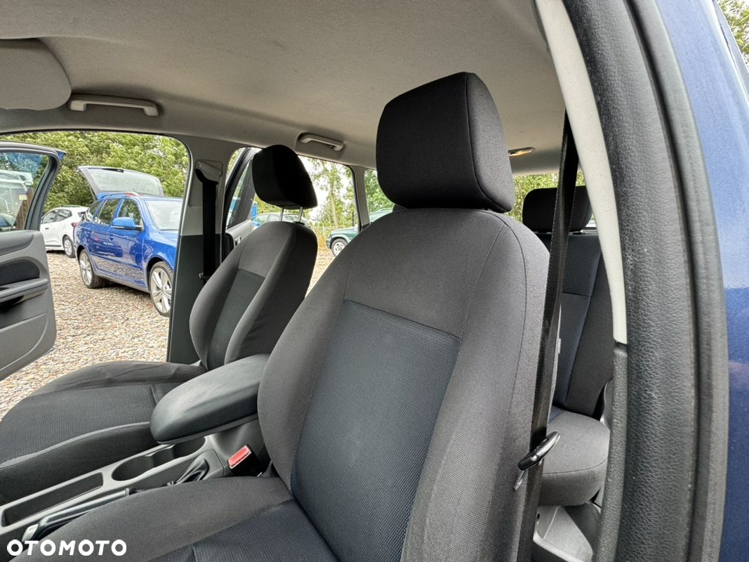 Ford Focus Turnier 1.6 16V Style+ - 12