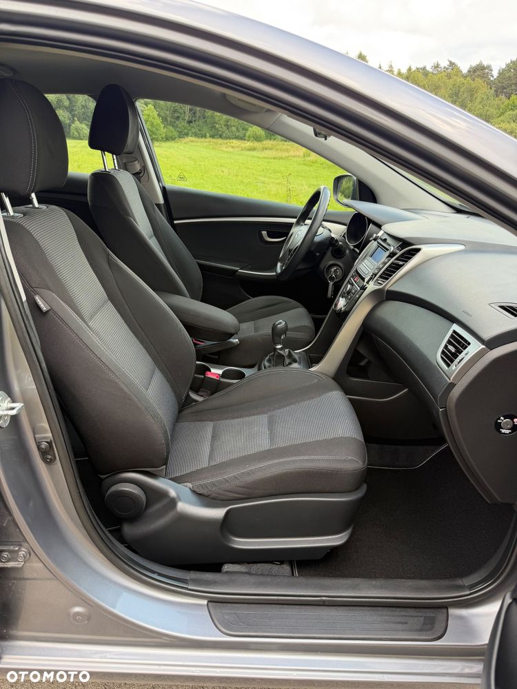 Hyundai i30 1.4 CRDi Advantage - 22