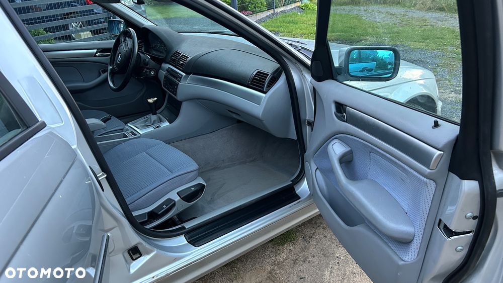 BMW Seria 3 - 17