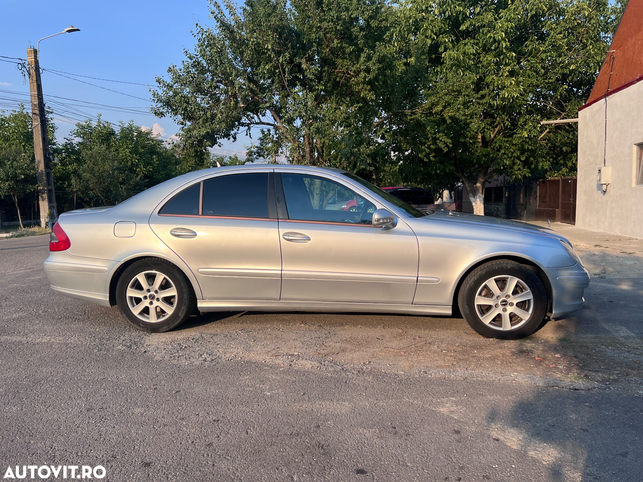 Mercedes-Benz E 220 T CDI Automatik Classic BusinessEDITION - 15