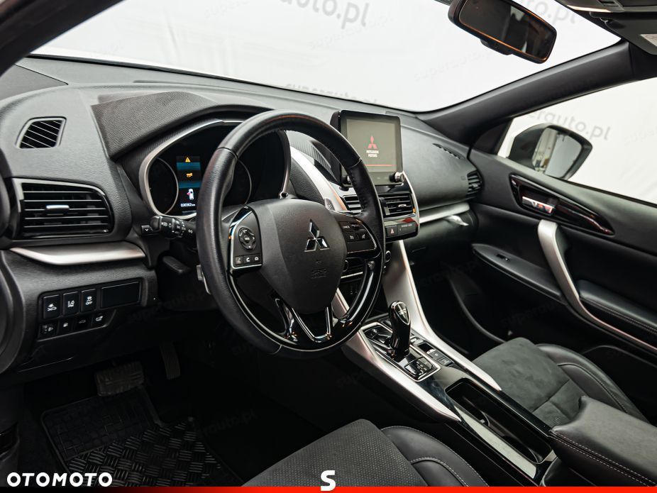 Mitsubishi Eclipse Cross - 10