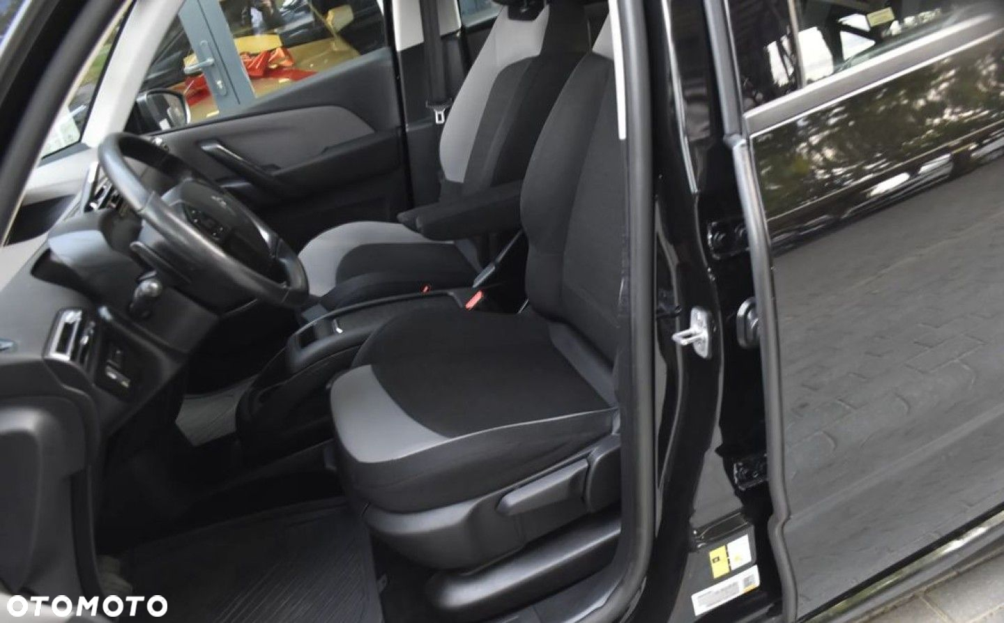 Citroën C4 Picasso - 8