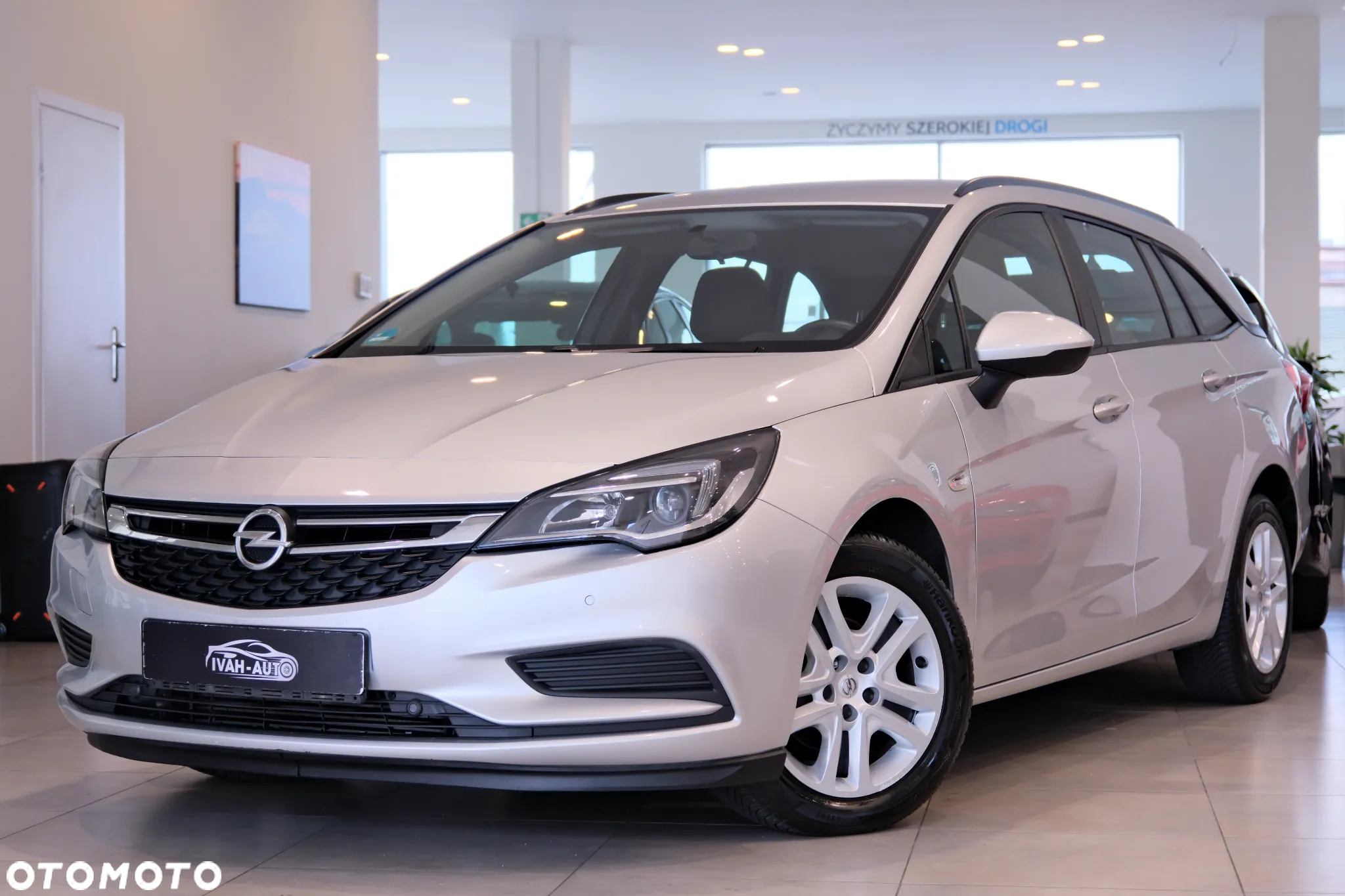 Opel Astra 1.6 CDTI Active - 19