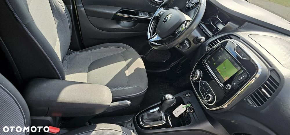 Renault Captur - 16