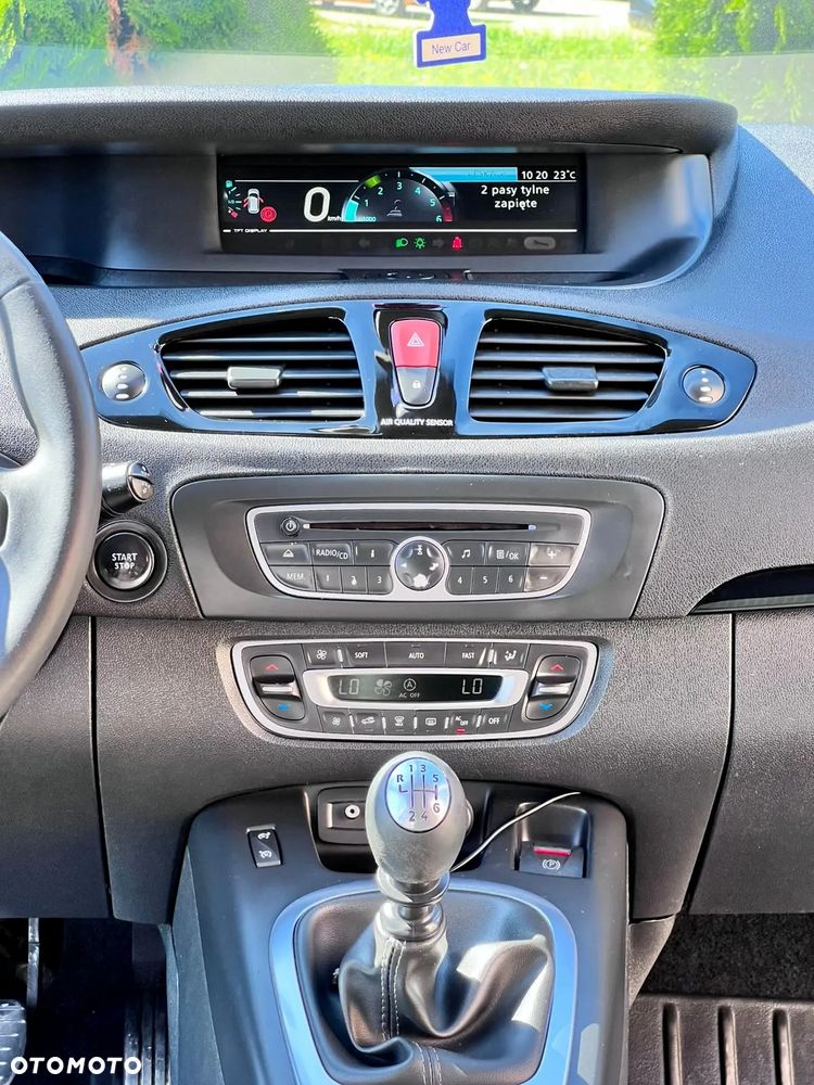 Renault Grand Scenic - 14