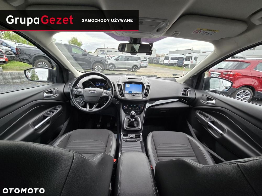 Ford Kuga - 10