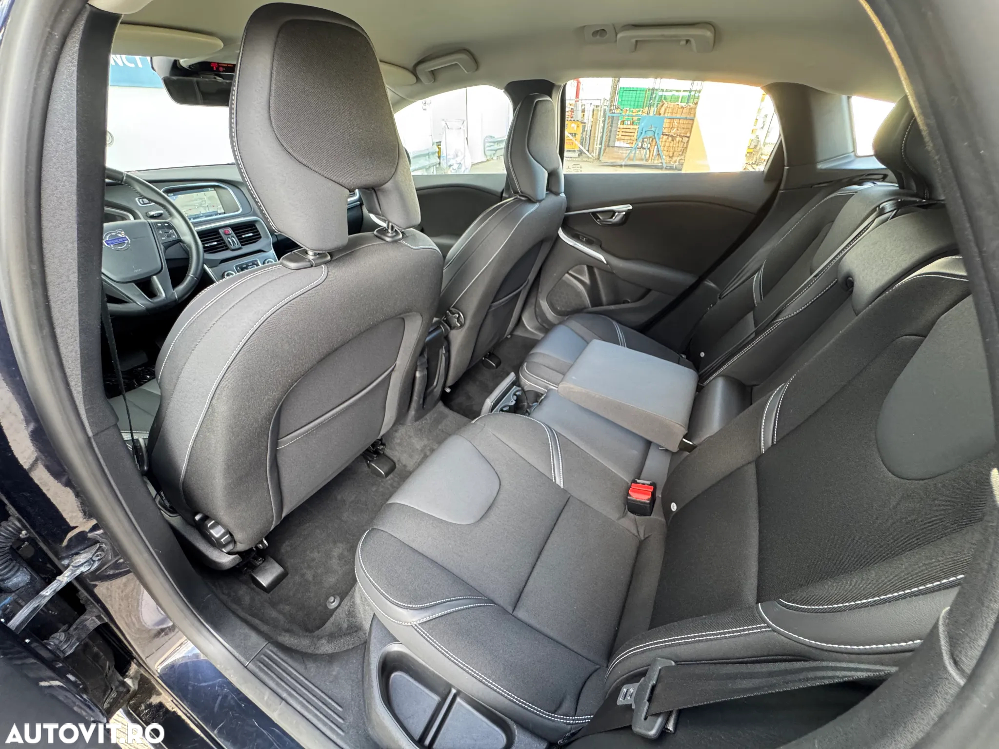 Volvo V40 D2 Geartronic Linje You! - 8