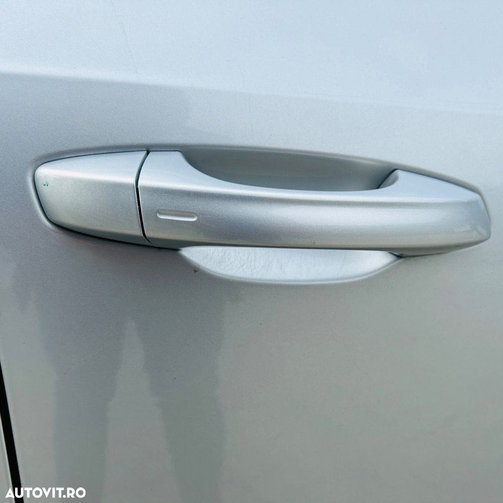 Skoda Octavia 2.0 TDI 4X4 STYLE - 8