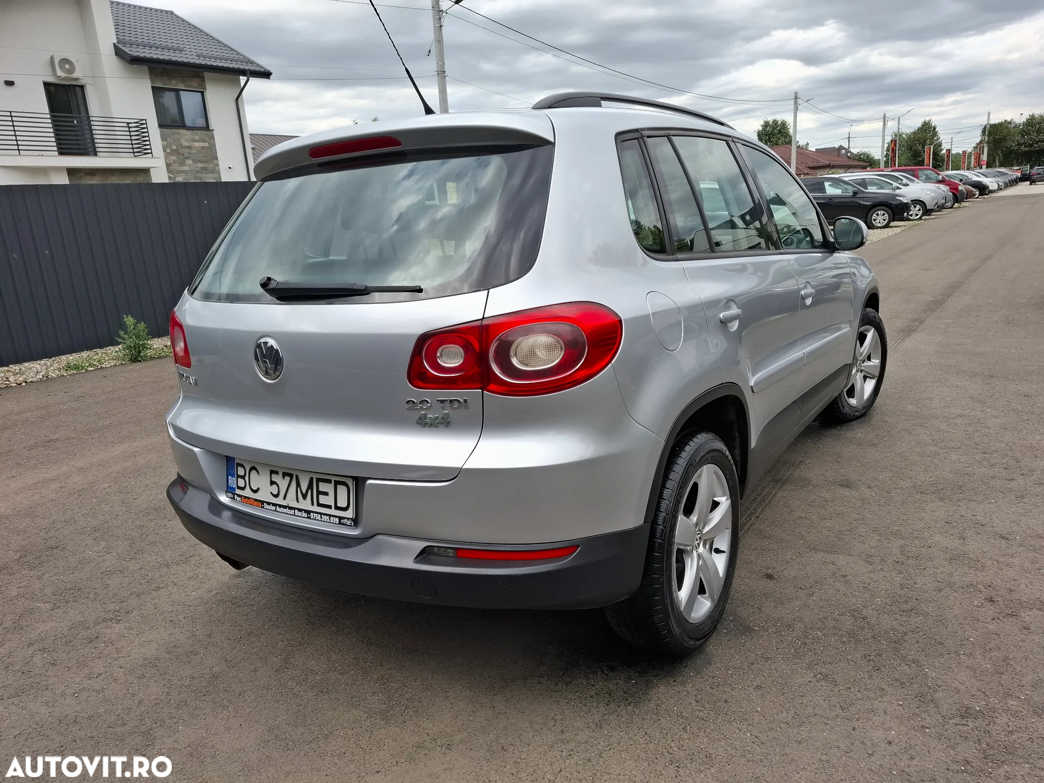 Volkswagen Tiguan 2.0 TDI 4Motion Sport & Style - 3