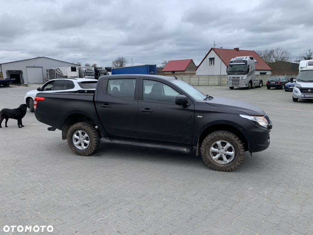 Mitsubishi L200 Pick Up 4x4 S&S Double Cab Intro Edition II - 6