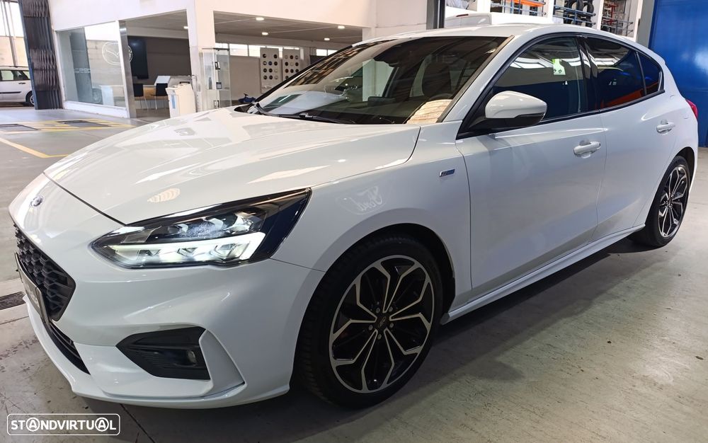 Ford Focus 1.0 EcoBoost Hybrid ST-LINE X - 5