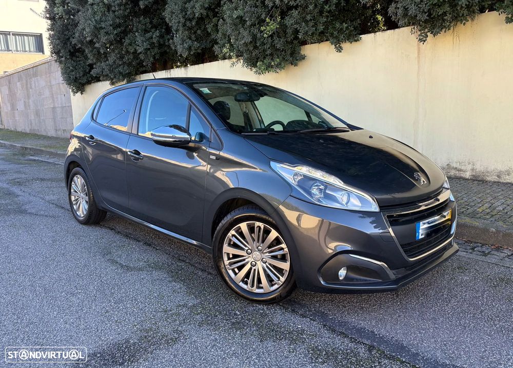 Peugeot 208 1.6 BlueHDi Style - 3