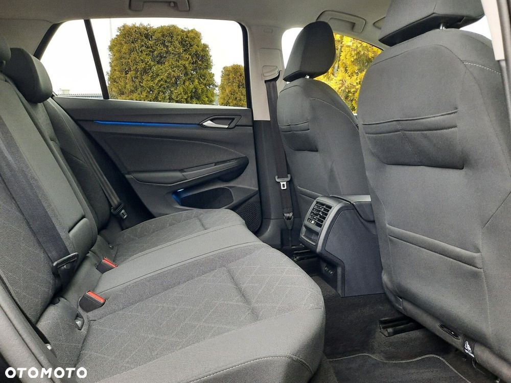 Volkswagen Golf 1.5 eTSI Life DSG - 19