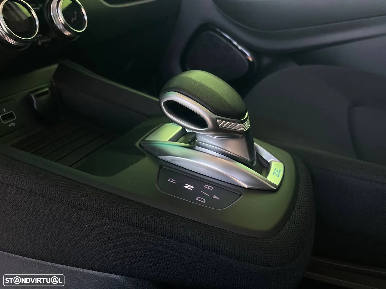 Renault Zoe (c/ Bateria) Limited 50 - 12