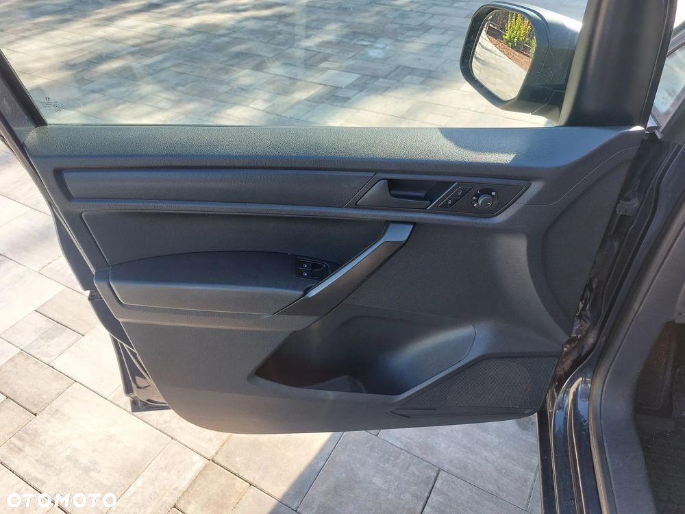 Volkswagen Caddy 2.0 TDI Comfortline - 10