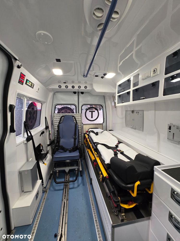 Renault Master Gwarancja Ambulans karetka - 16